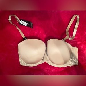 NWT Size 40F Torrid Strapless Lightly Lined Smooth Back Bra